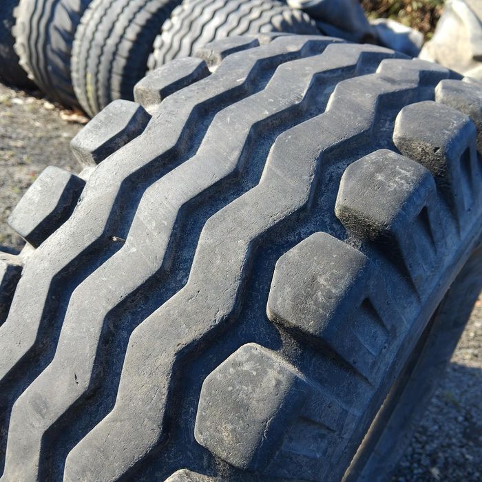 Cauciucuri 10.0/80-12  Bkt Anvelope de Utilaje, Tractor