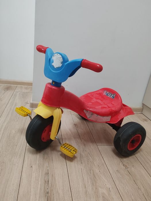 Tricicletă+ trotinetă cadou