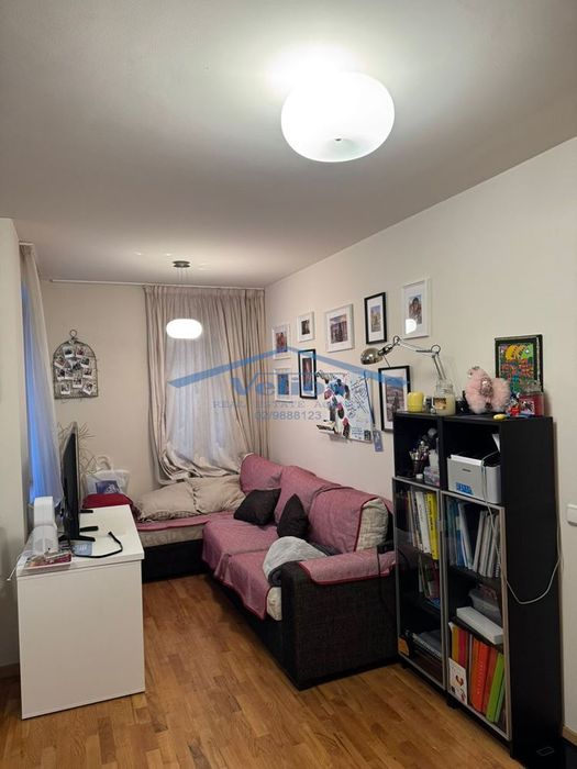 Дава се под наем Двустаен апартамент в София, Център - 72 кв.м за 650 € - Снимка #2