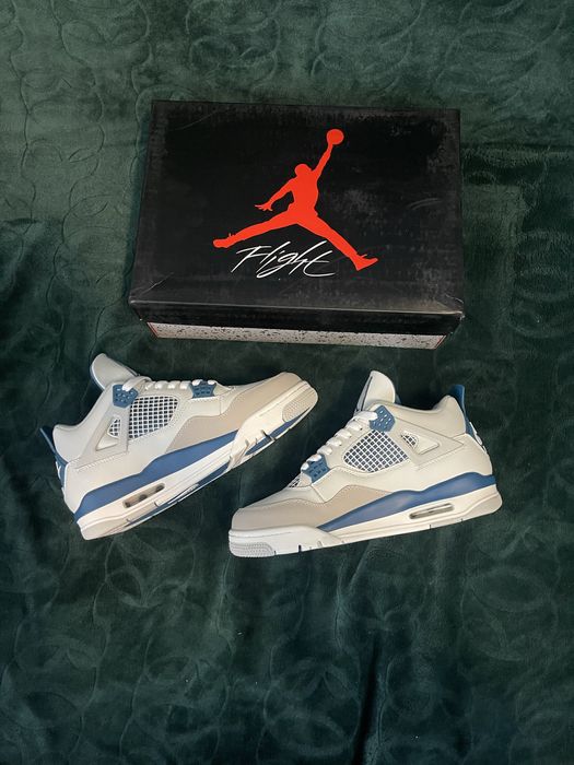 Jordan 4 military blue