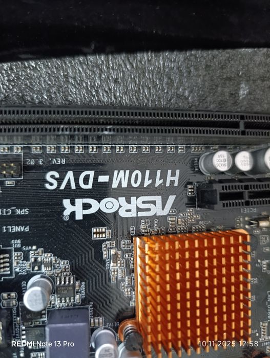 Материнская плата