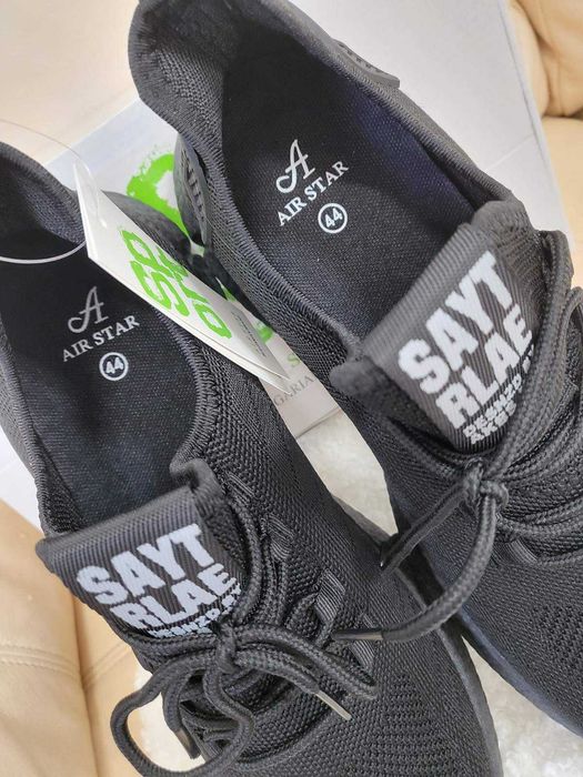 Нови черни маратонки 44 номер