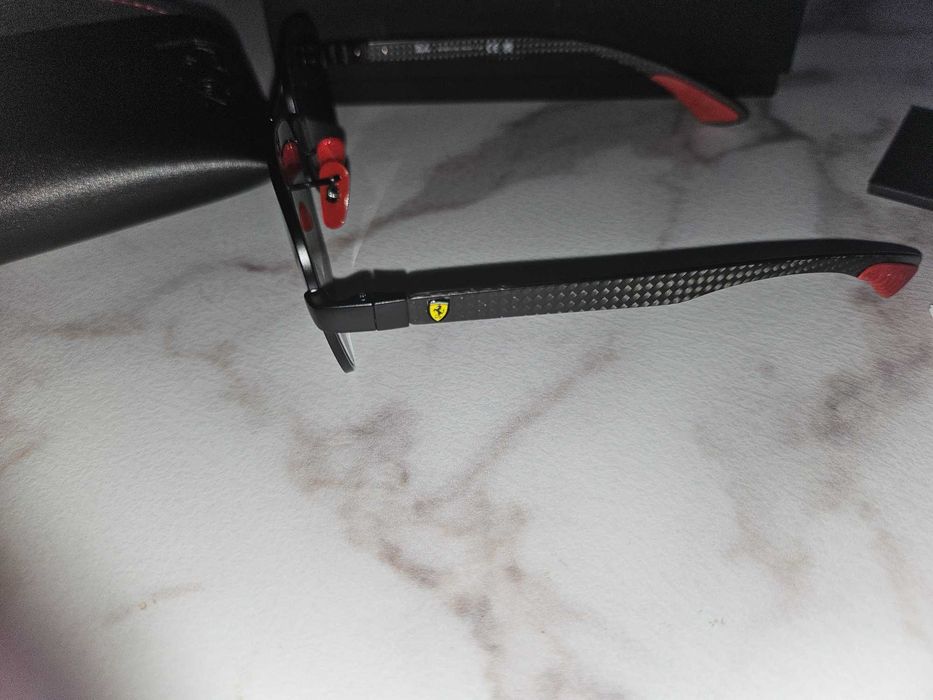 Oчила Ray Ban Ferrari