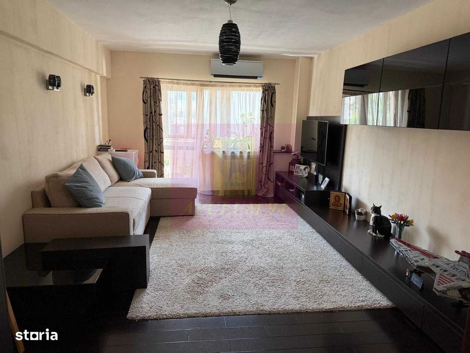 Apartament 4 camere bd Decebal stradal — fotografia 1