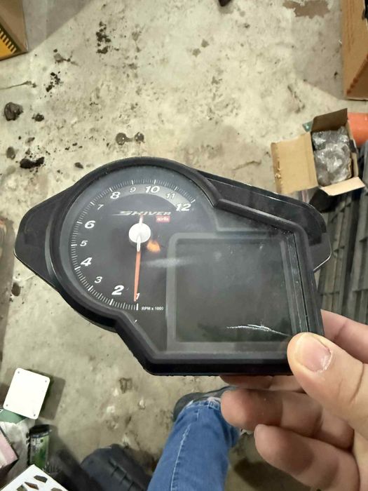 Bord Aprilia Shiver 750 2008