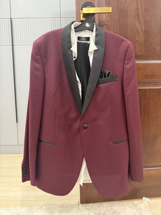 Продаю кастюм пр турция