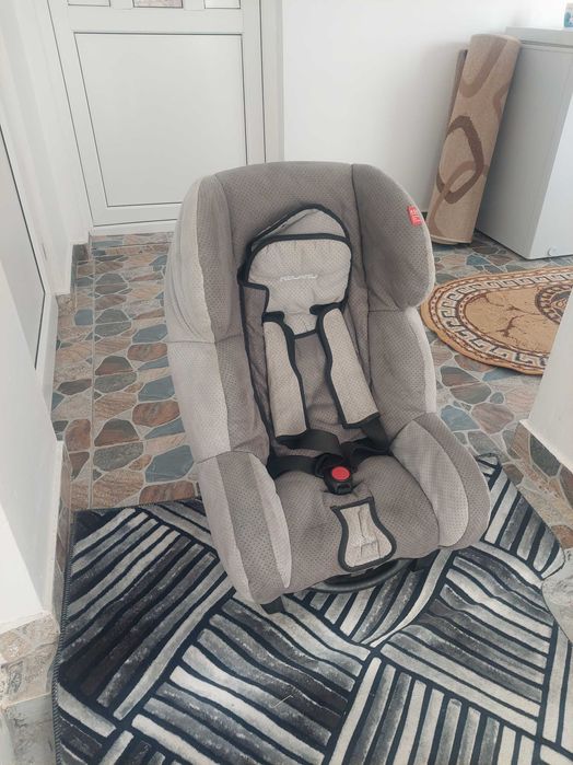 Scaun auto pentruu copii