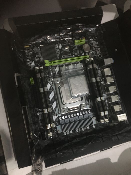 Комплект Xeon дешево