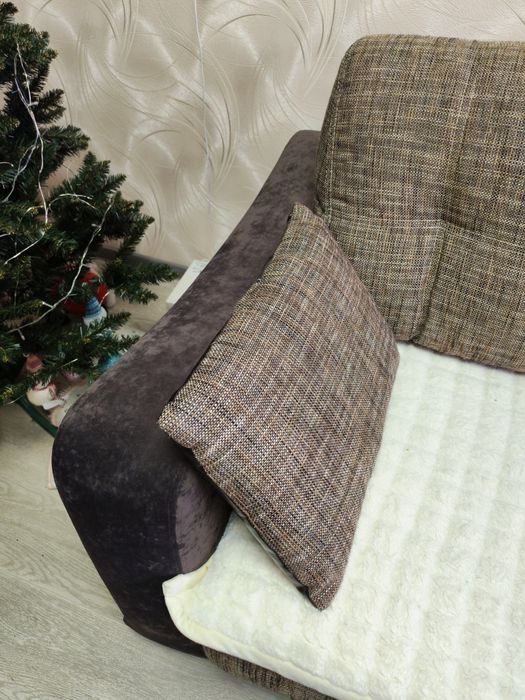 Диван для гостиной