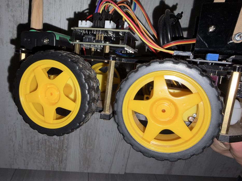 Kit Robot Arduino Masina 4X4 Programabil Proiect Licenta