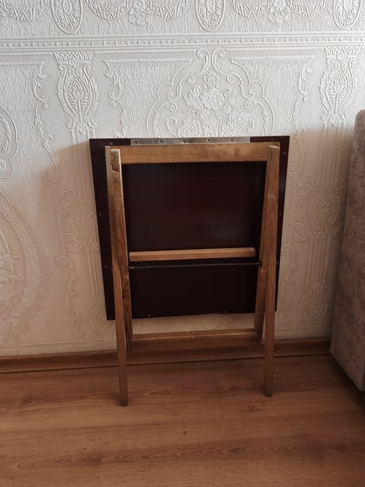 Стол раскладной квадратный