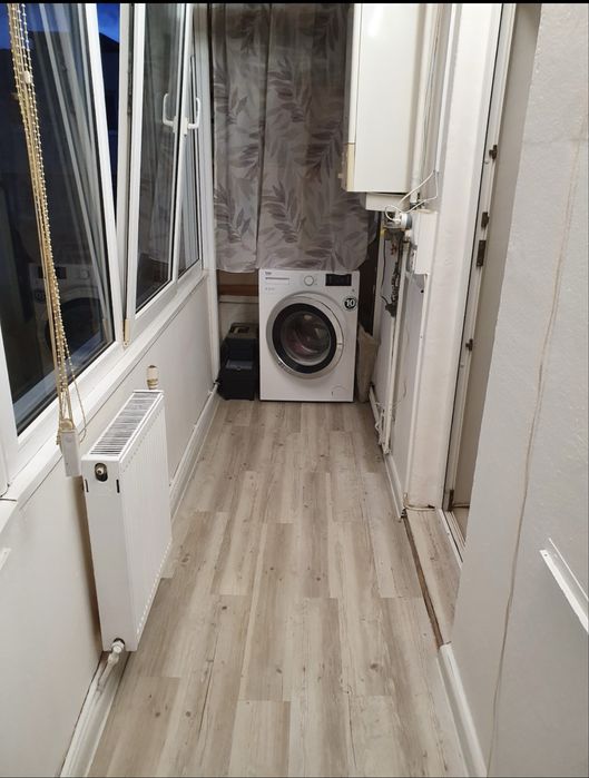 Apartament 3 camere decomandat zona Noua