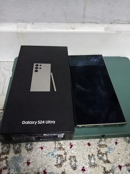 Продаю самсунг S24 ультра