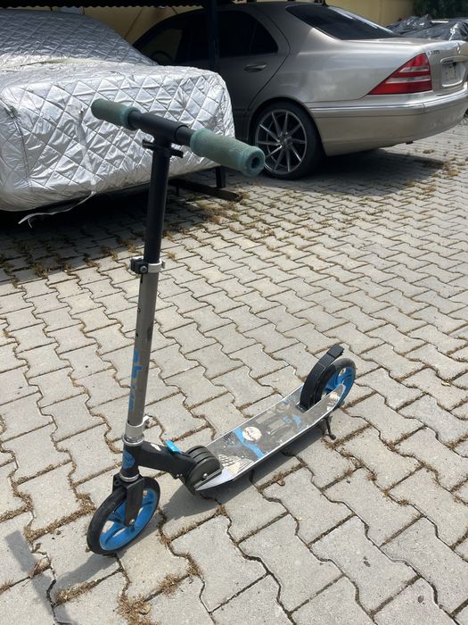 Vand trotineta pentru copii
