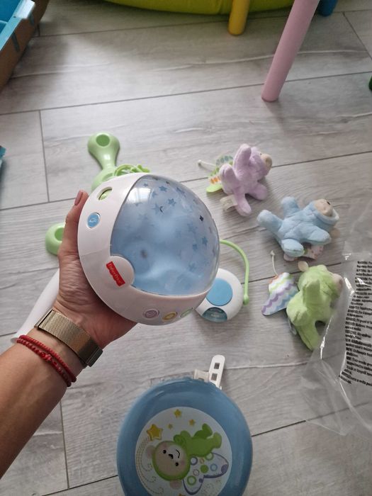 Fisher Price Музикална въртележка за легло МЕЧЕТА-ПЕПЕРУДИ