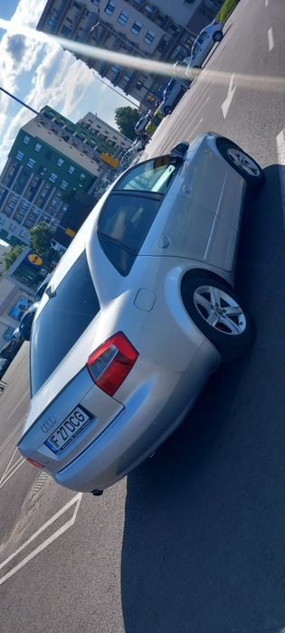Audi A4 1.6 Mpi GPL omologat taxe valabile se oferă fiscal jante aliaj xenon
