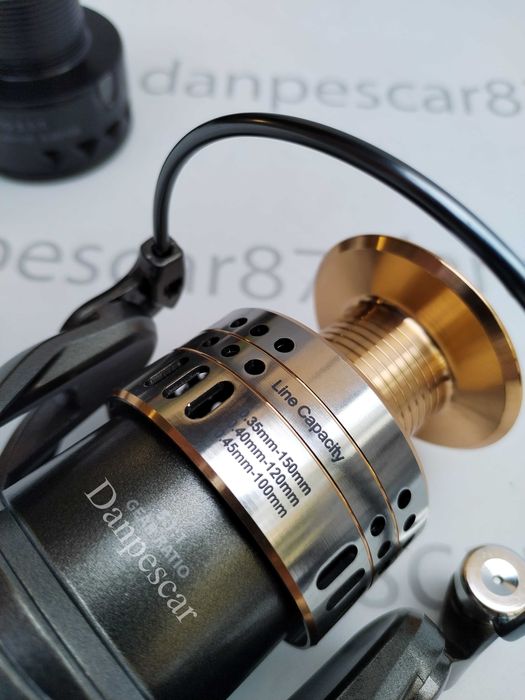 Mulineta SIRENA FSB5000 9 rulmenti pentru crap si tambur rezerva