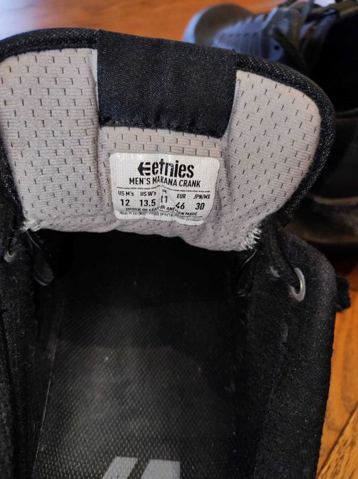 Pantofi sport in stare impecabila Nike, DC, Etnies diferite marimi