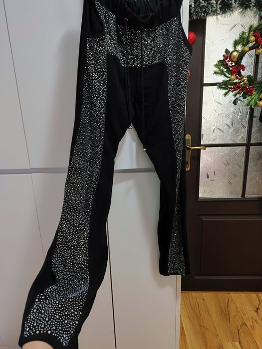 Дамски спортно-елегантен екип