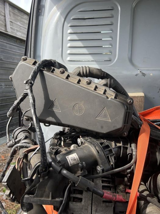 Продавам BMW f20 на части Всичко налично