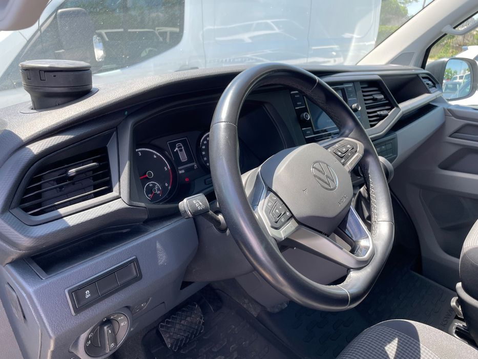 VOLKSWAGEN Transporter 2021 — imagine 5