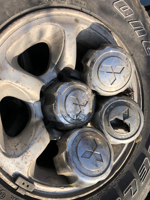 Продам диски на внедорожники