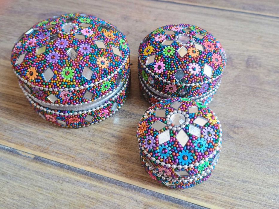 Чисто Нови Подаръчни Кутийки за Бижута от Мароко, Франция