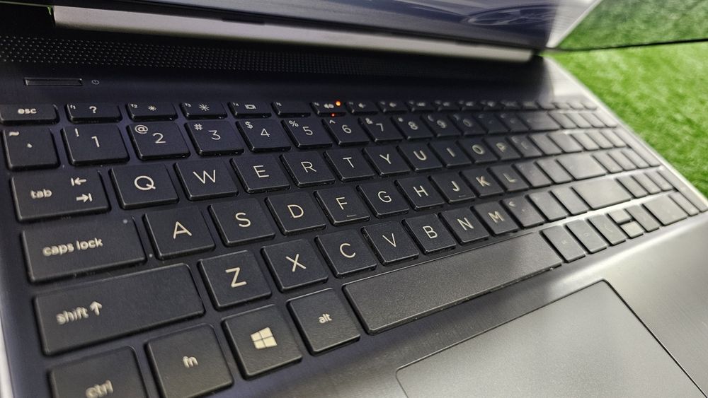 Американская акция! Celeron puliga = i7 bunaqa NOTEBOOK faqat bizda!