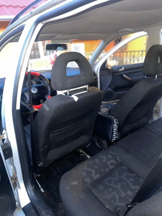 Vând Volkswagen Bora 1.9 TDI, 2000, stare bună, negociabil