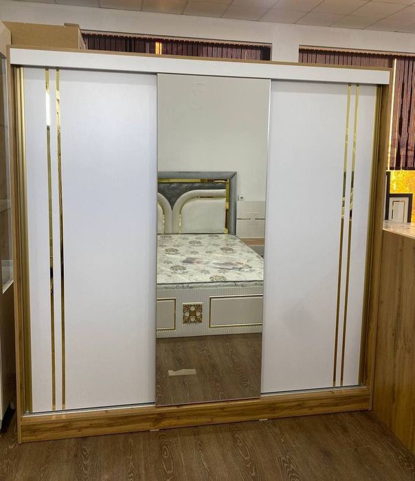 Spalniy garnitur komplekt