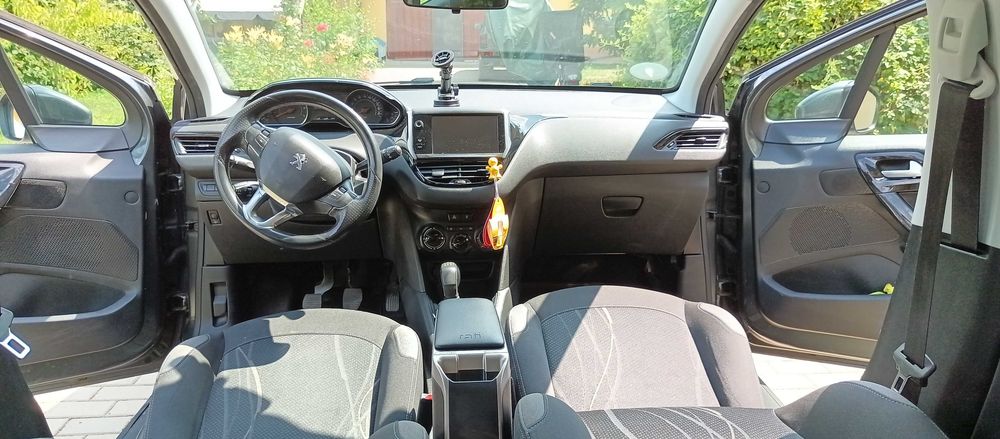 PEUGEOT 208 2012 — imagine 5