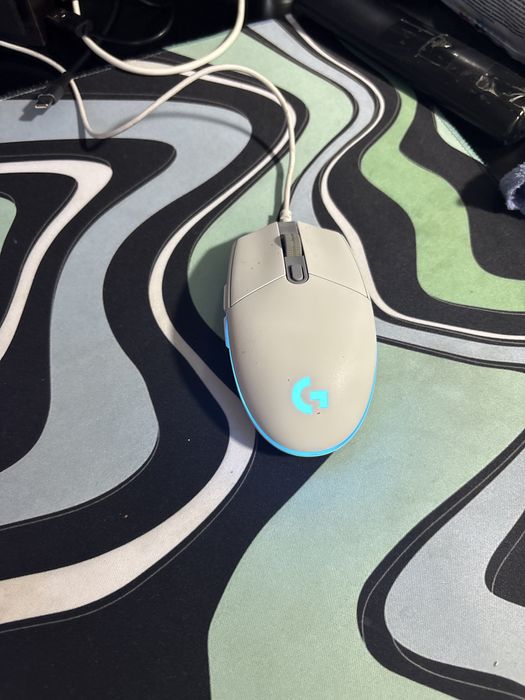игровая мышь logitech102