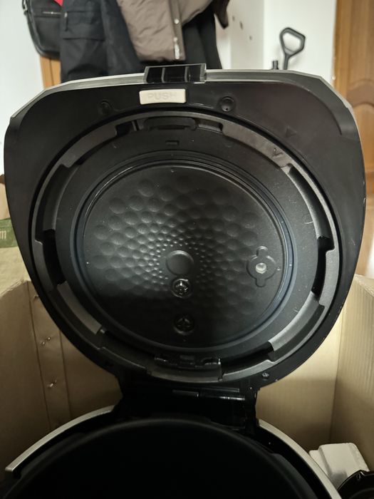 Продам мультиварку BORK