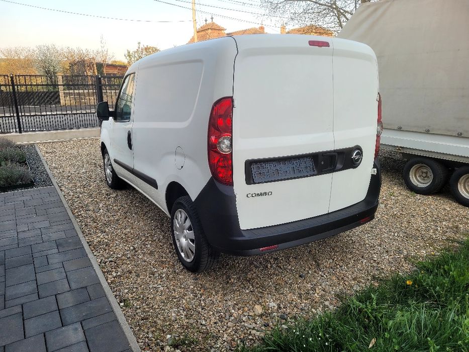 Opel Combo 2017. 1.6 diesel, clima
