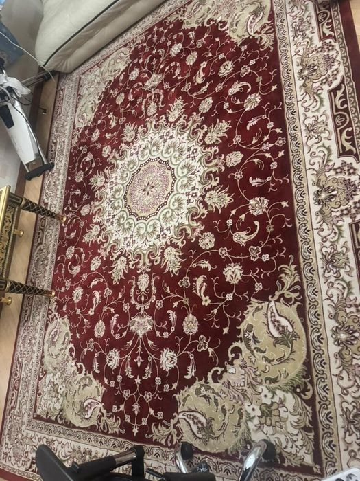 продам ковры в хорошем состоянии