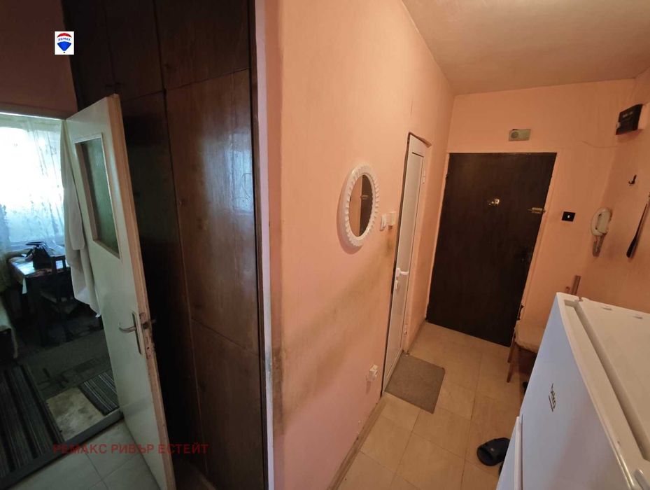 Двустаен апартамент за продажба кв. Дружба 1