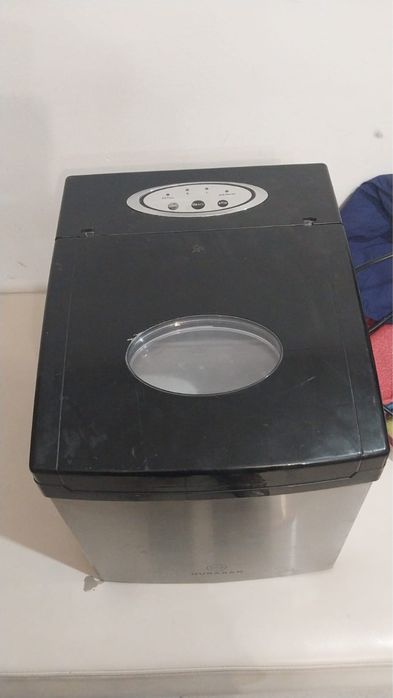 Продам льдогенератор Hurakan HKN-IMF15