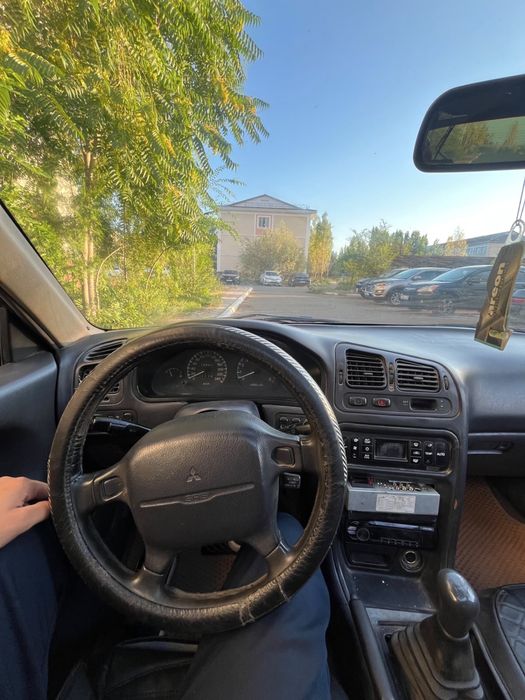 Mitsubishi Galant 2.0