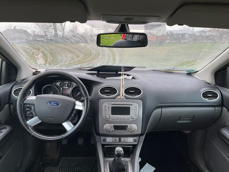 Ford Focus 2010 Break 1.6 TDCI - Se vinde întreagă pentru dezmembrări