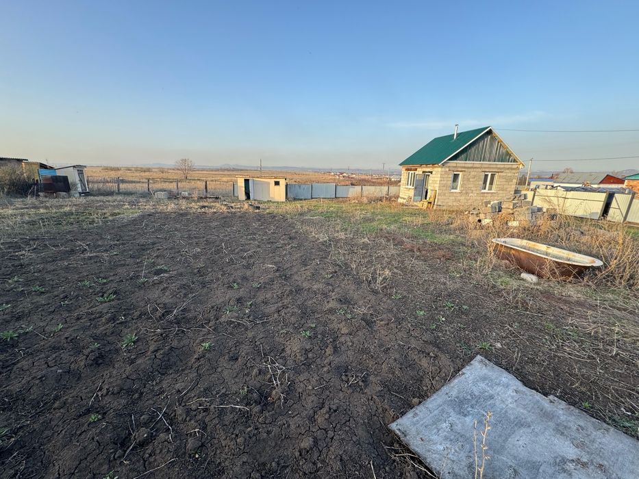 Продам участок с домом