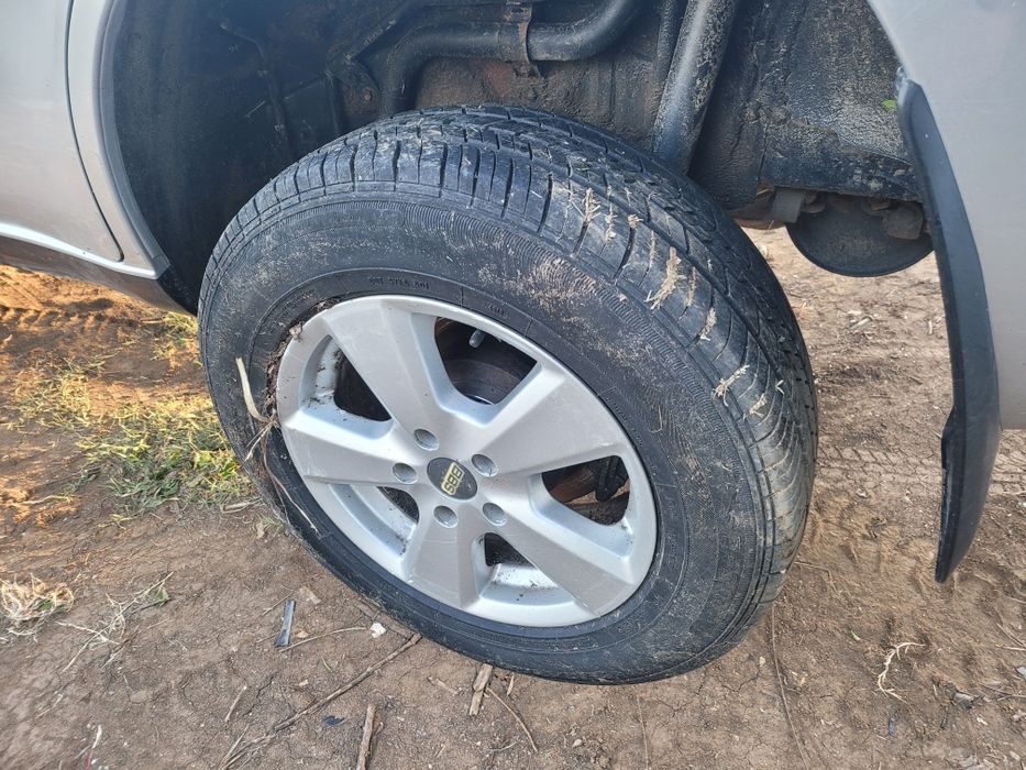 Тойота рав 4 2.0 116 на части/toyota rav 4 2.0 116 na chasti