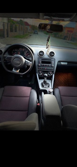 AUDI A3 Sportback 2010 — imagine 4