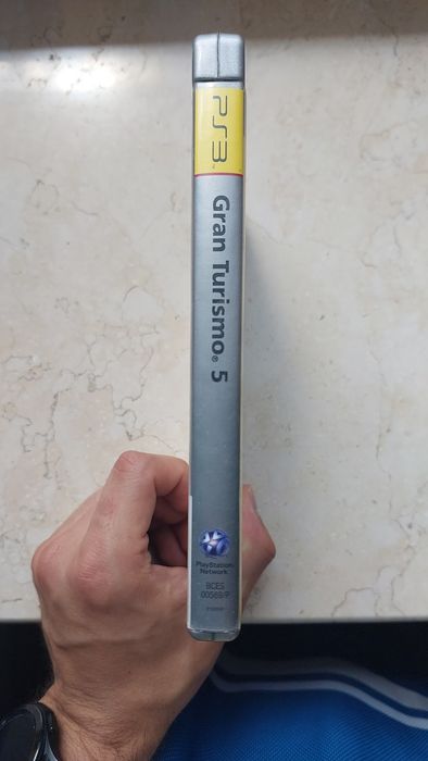 Gran Turismo 5 Platinum Edition