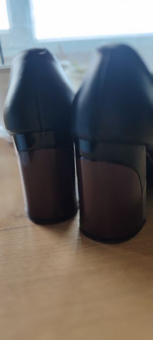 Туфли кожаные женские