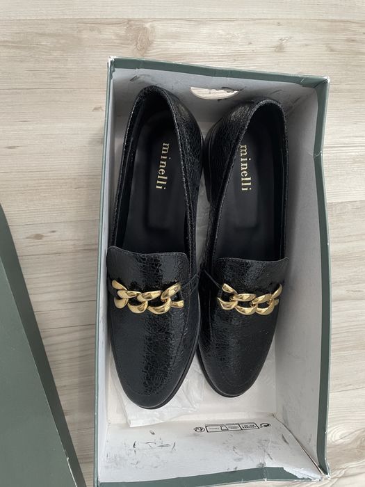 Лачени Лоуфъри Minelli