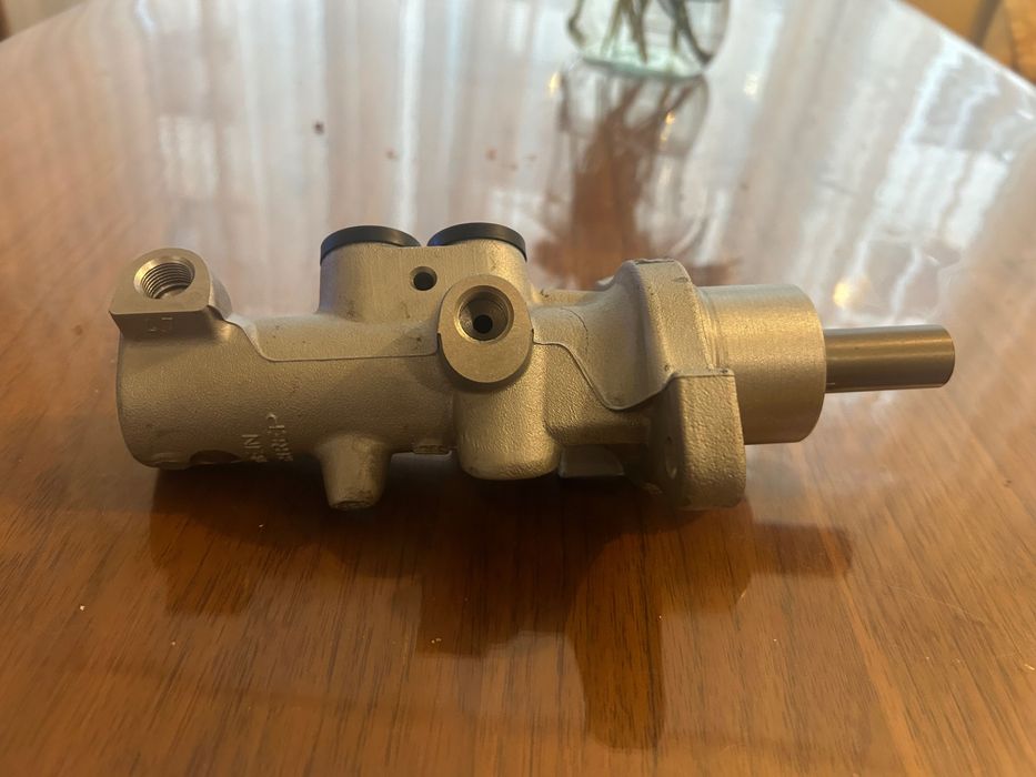 Спирачна помпа Ate за vw T5