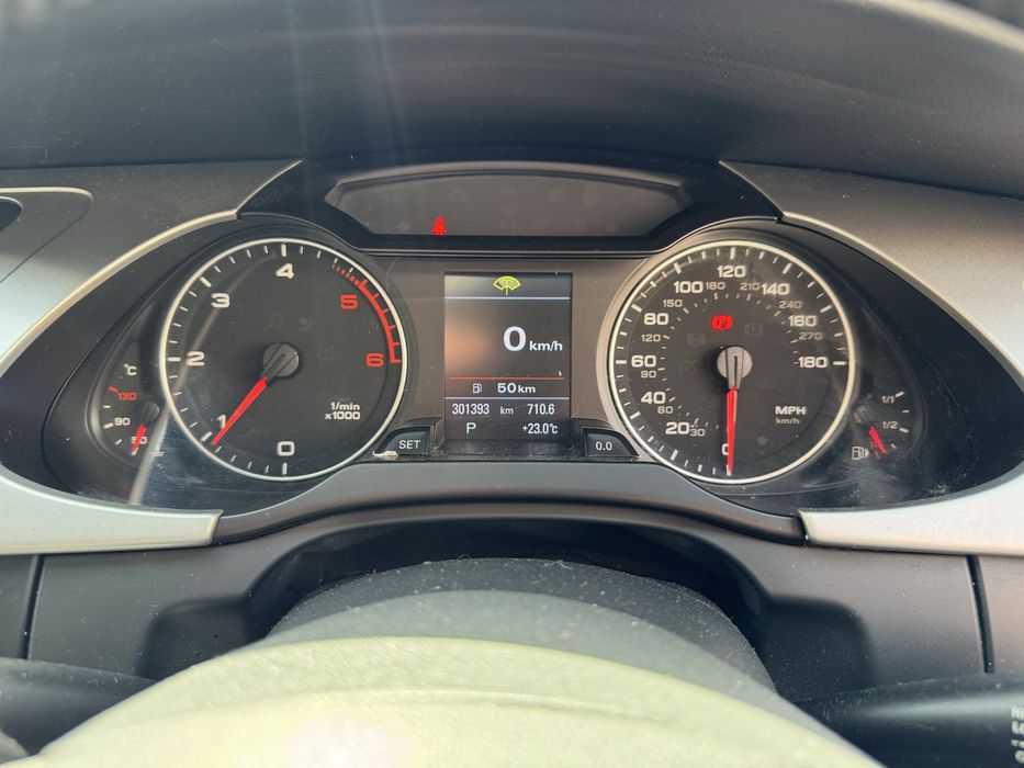 Dezmembrez audi a4 b8 sline 2.0 tdi caga automat