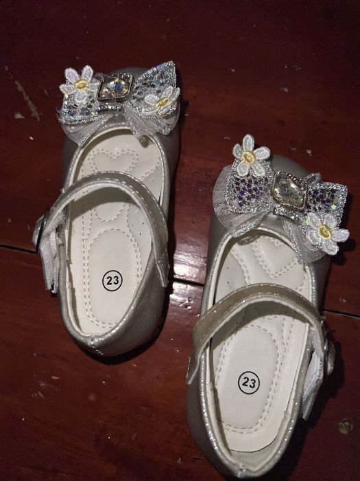 Детские туфельки