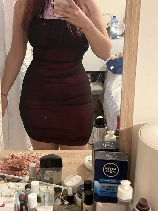 Къса червена рокля, S р-р