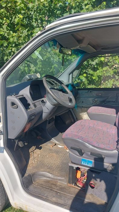 Мерцедес Вито 110 на части